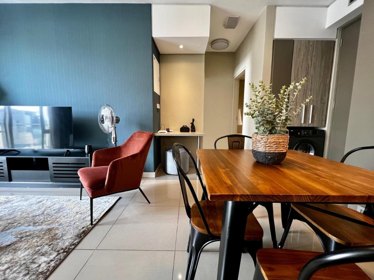 The Tyrwhitt Rosebank Apartments (Adults Only) Johannesburg Kültér fotó