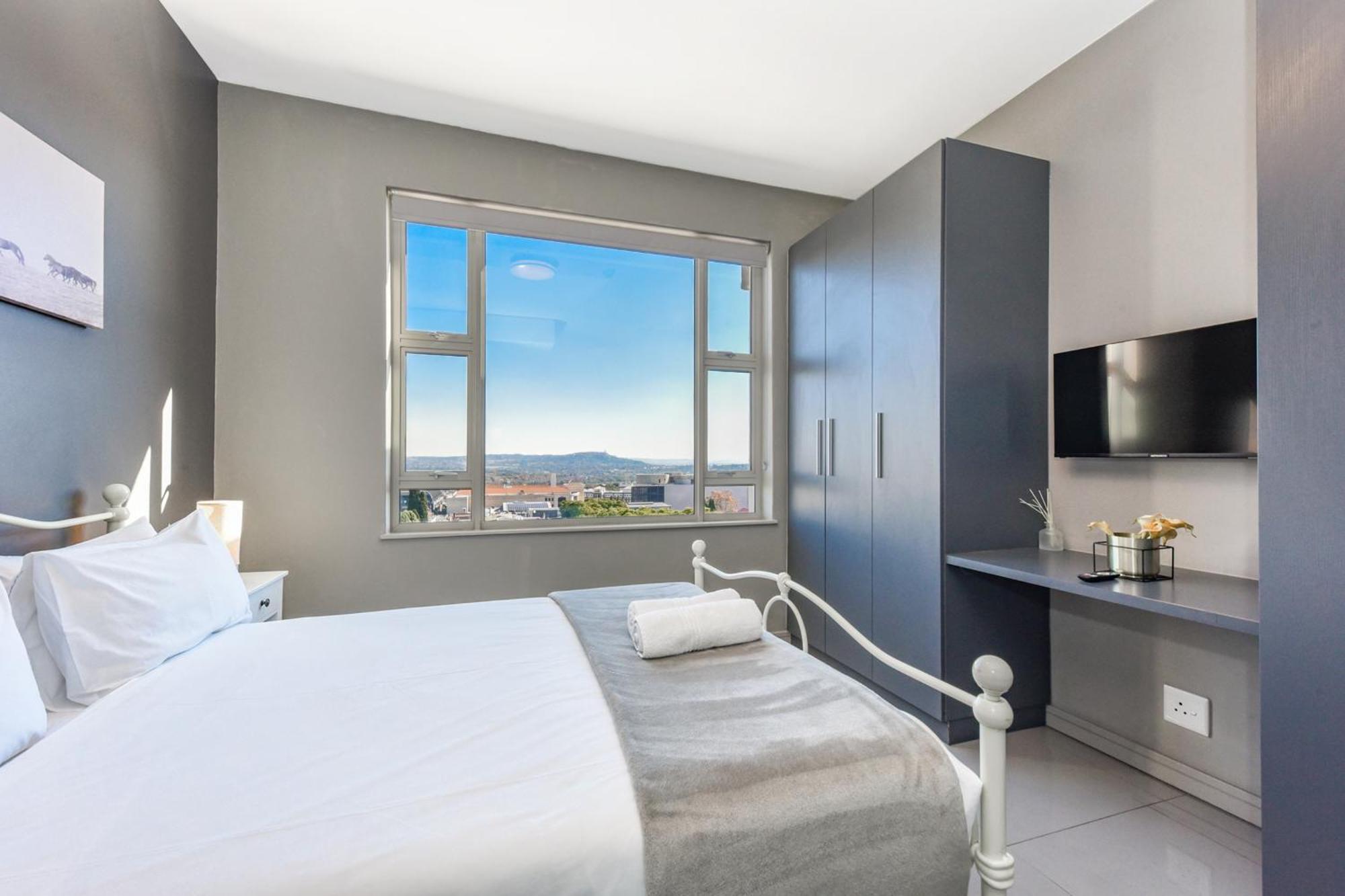The Tyrwhitt Rosebank Apartments (Adults Only) Johannesburg Kültér fotó