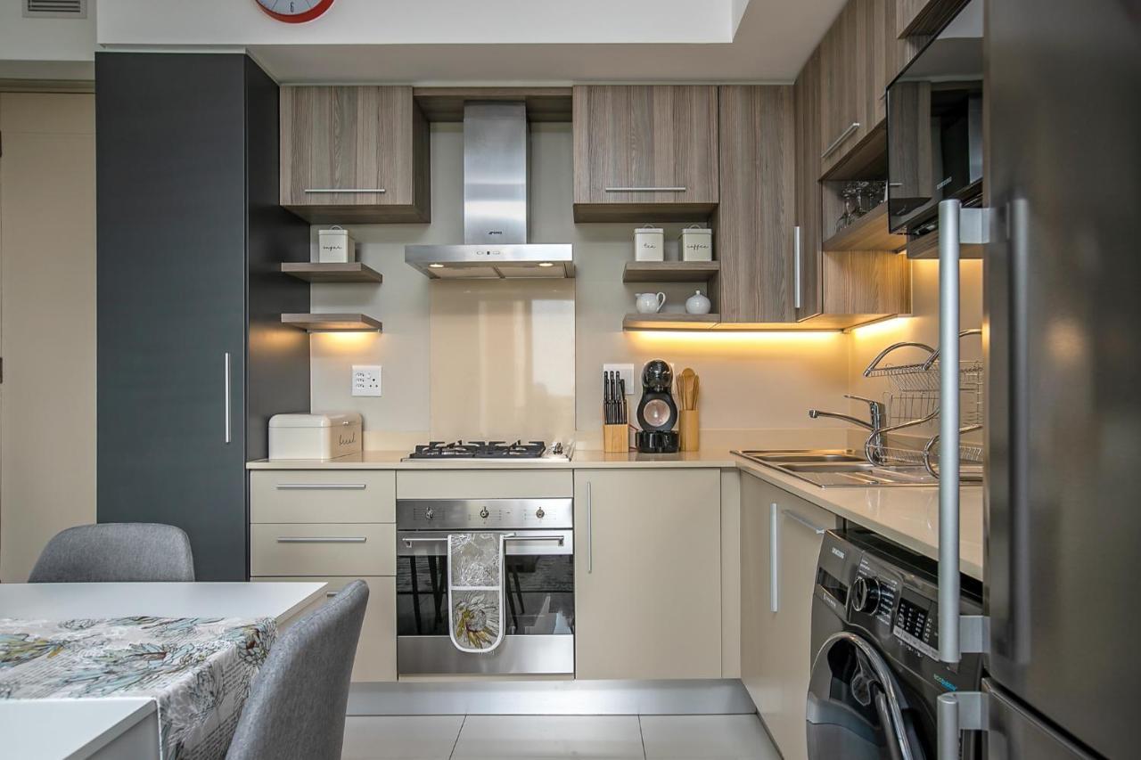 The Tyrwhitt Rosebank Apartments (Adults Only) Johannesburg Kültér fotó