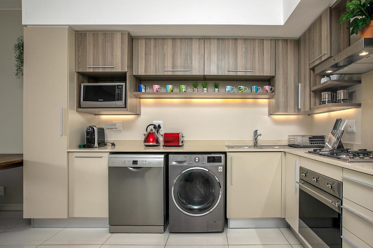 The Tyrwhitt Rosebank Apartments (Adults Only) Johannesburg Kültér fotó